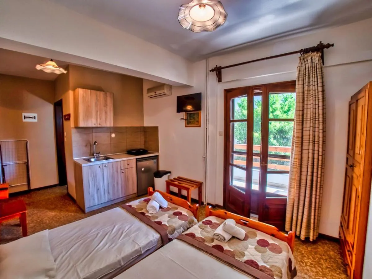Casa de hóspedes Hotel Pirgioti