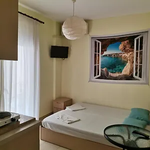 Ξενοδοχείο με διαμερίσματα Zorbas Sand, Φλογητά